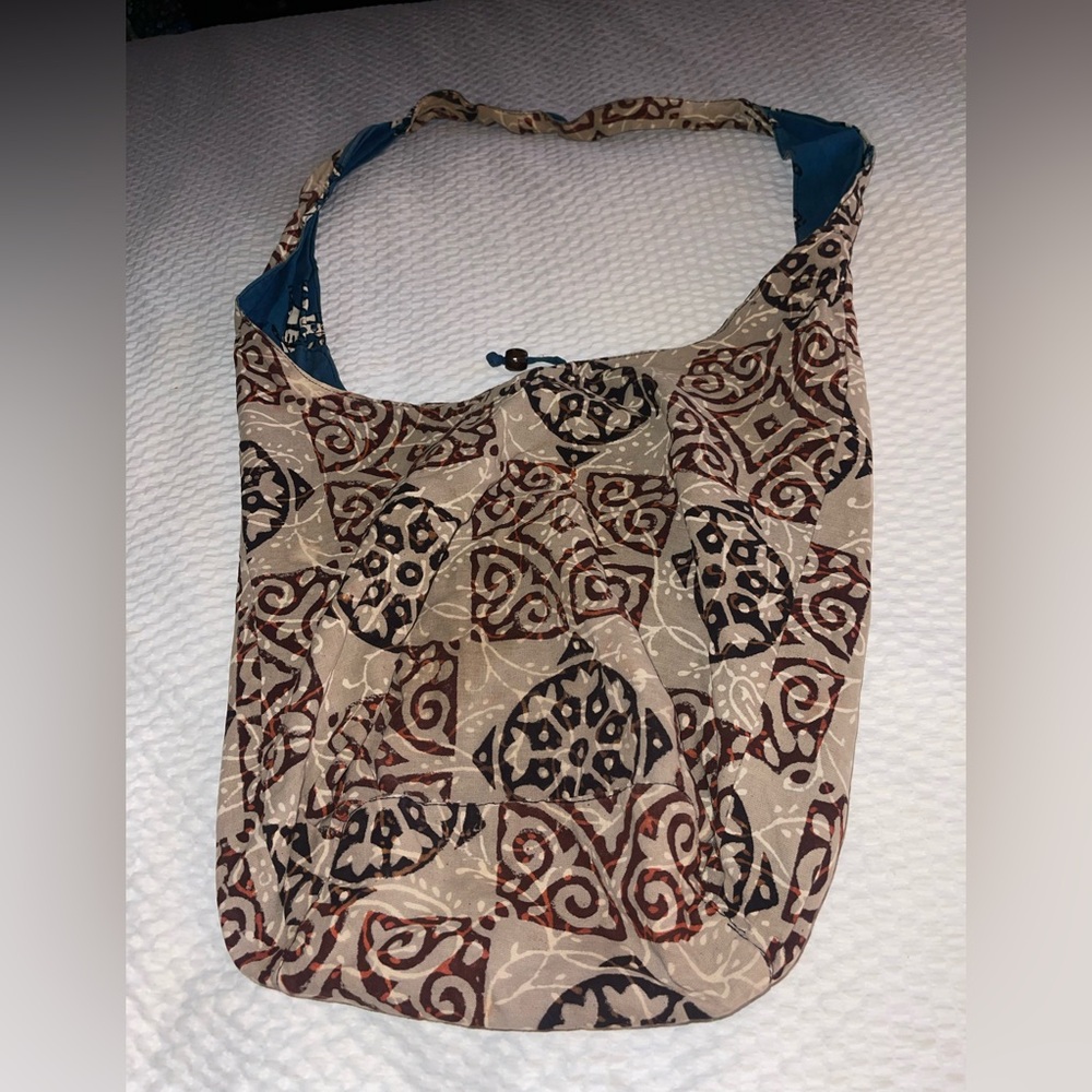 Stylish Beige And Brown Patterned Reversible Wome… - image 1